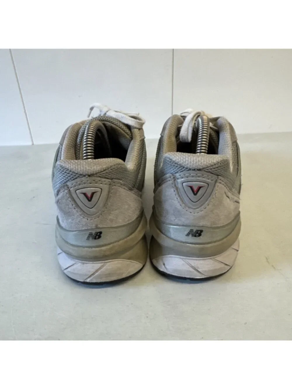 New‎ Balance 990v5 Men's Size 7 Grey Made in USA Suede Shoes Sneakers M990GL5